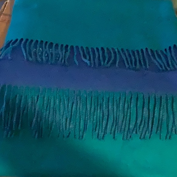 Hermes  Cashmere Shawl Scarf/Wrap - Picture 6 of 10